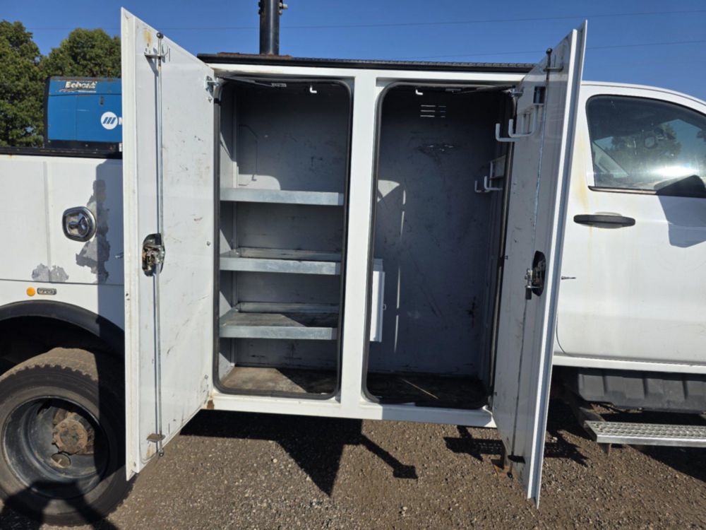 2021 Chevrolet 5500 4x4 Load King Voyager 1 Service Truck