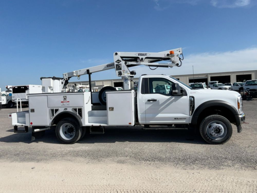 2026 Ford F550 4x4 Versalift SST-36-NE Bucket Truck