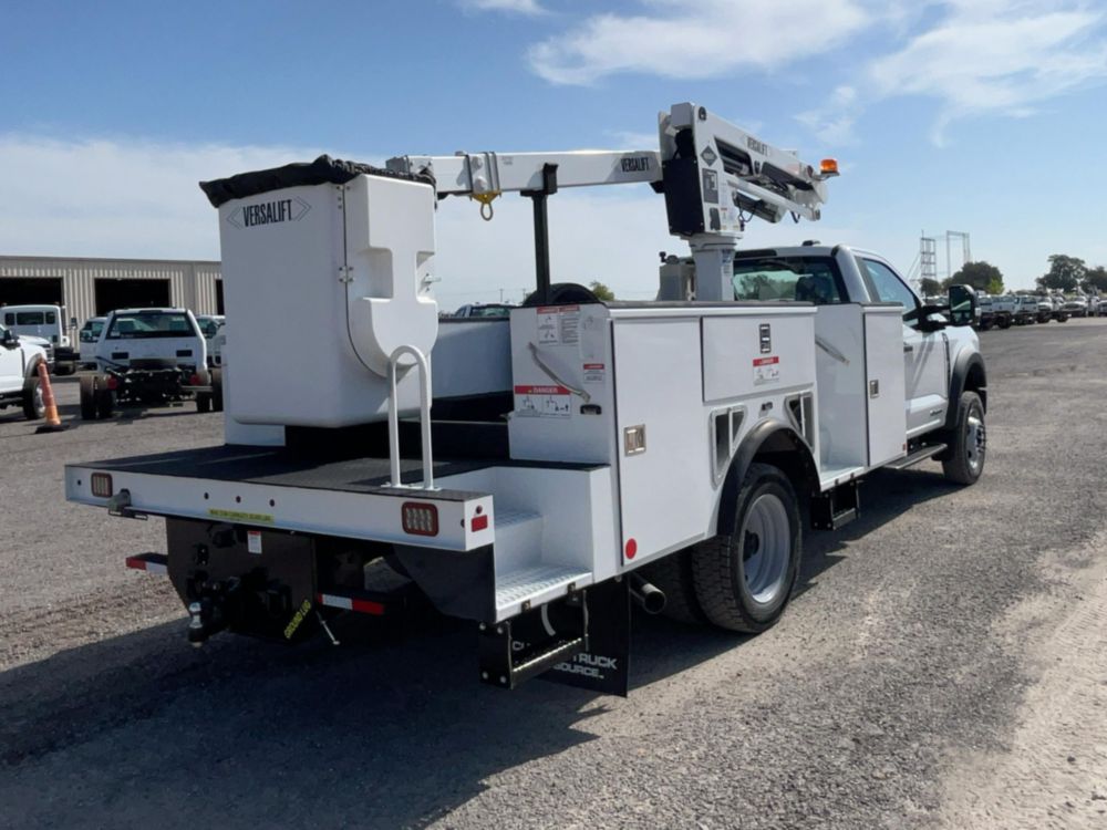 2026 Ford F550 4x4 Versalift SST-36-NE Bucket Truck