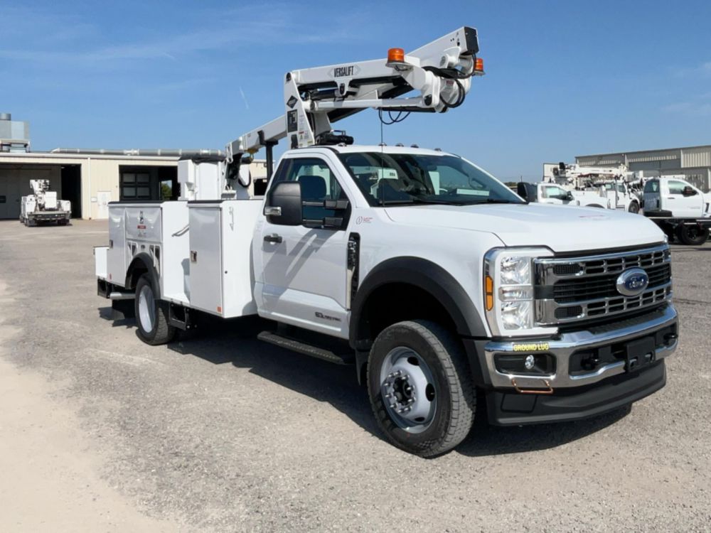 2026 Ford F550 4x4 Versalift SST-36-NE Bucket Truck