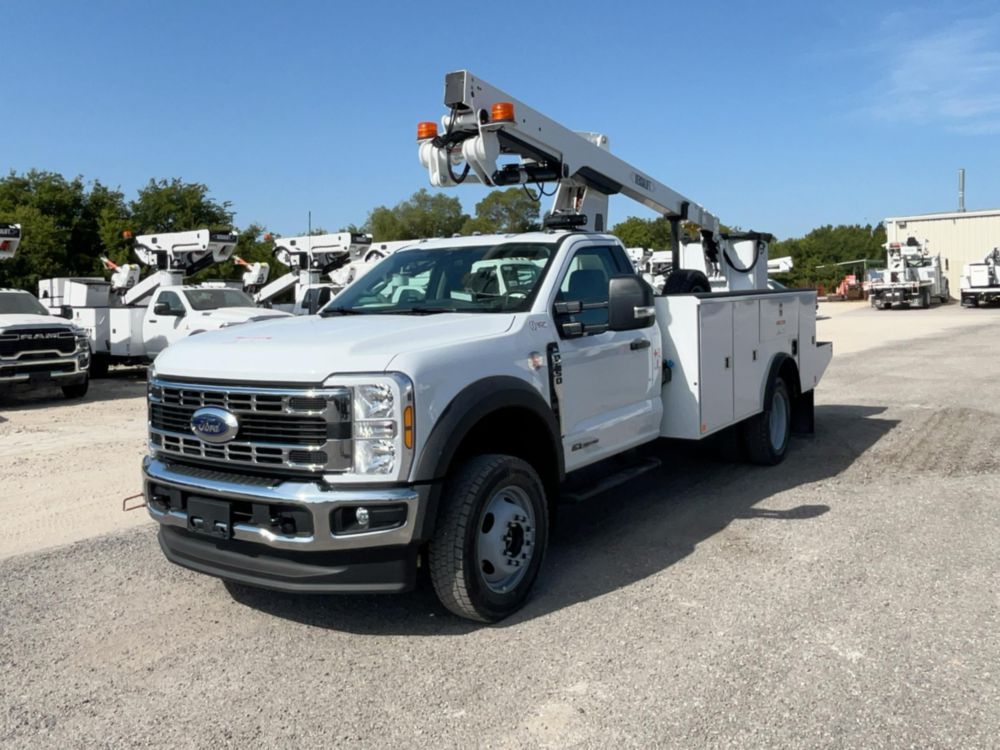 2026 Ford F550 4x4 Versalift SST-36-NE Bucket Truck