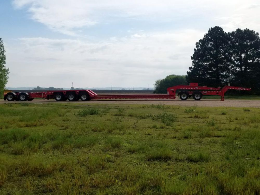 75 tons 68" x 9' 43,300 lbs Triple Axle Lowboy Trailer