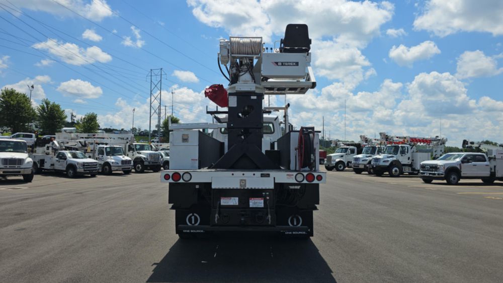 2020 Freightliner M2106 4x4 Terex C4047 Digger Derrick
