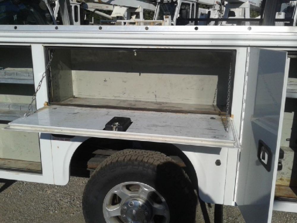 2015 Ford F350 4x4 Knapheide Service Body