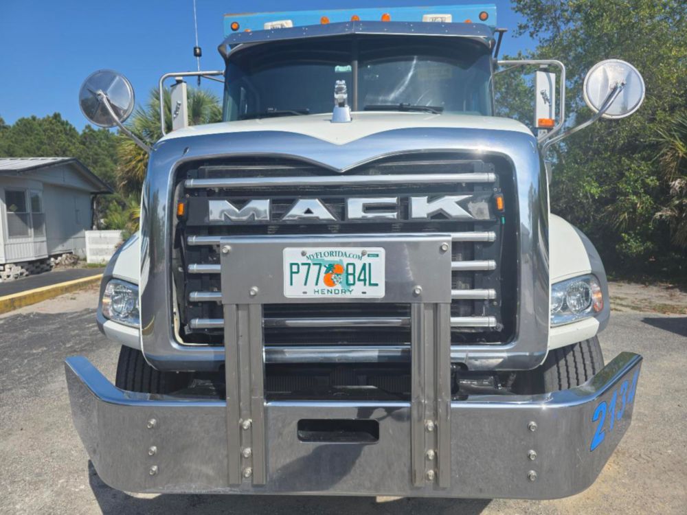 2016 Mack Granite GU-813 Automatic Tri-Axle Dump Truck