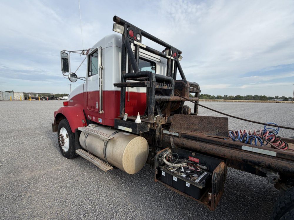 1994 Kenworth T-800 Winch Truck