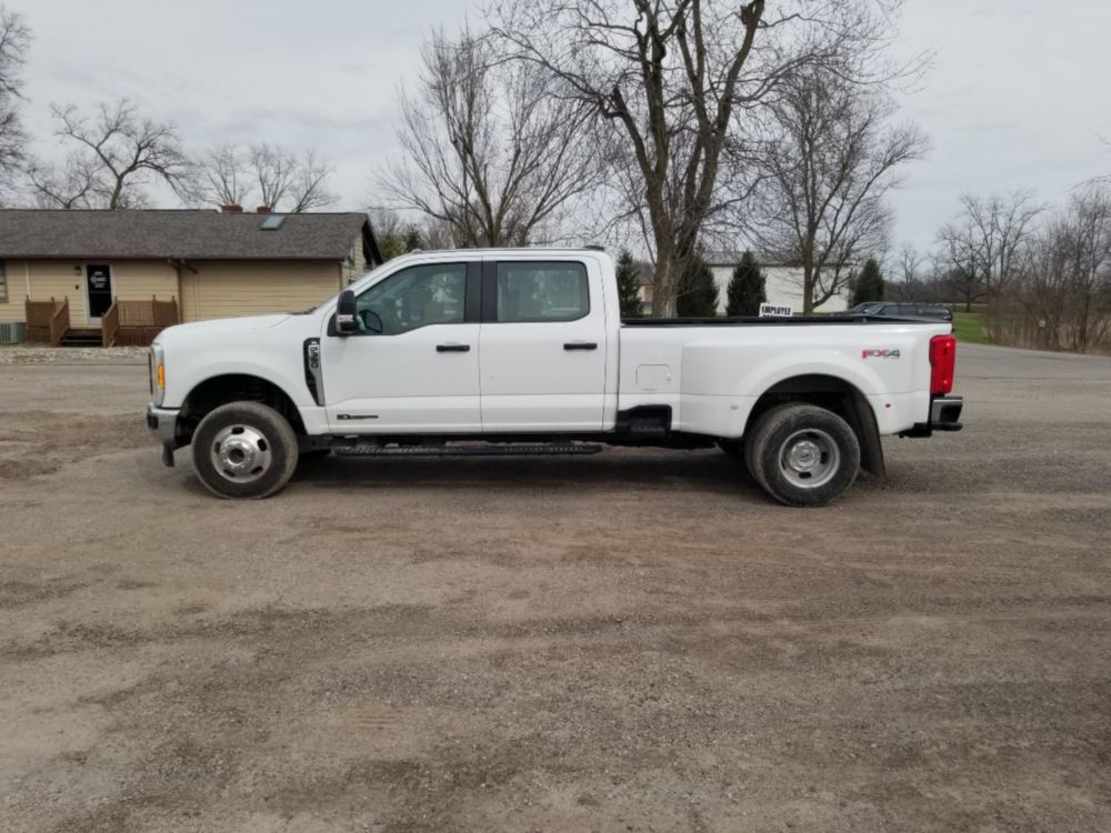 2024 Ford F-350 Powerstroke Dually Crew Cab Pickup Truck