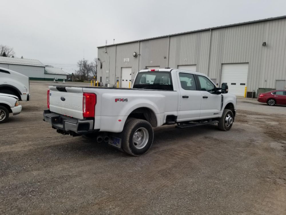 2024 Ford F-350 Powerstroke Dually Crew Cab Pickup Truck