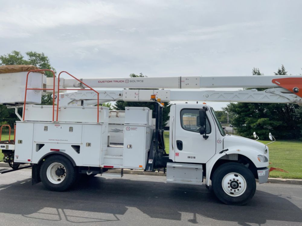 2019 Freightliner M2106 4x2 Terex HRX60 Bucket Truck