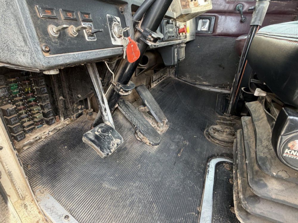 1994 Kenworth T-800 Winch Truck