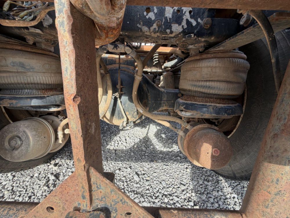 1994 Kenworth T-800 Winch Truck