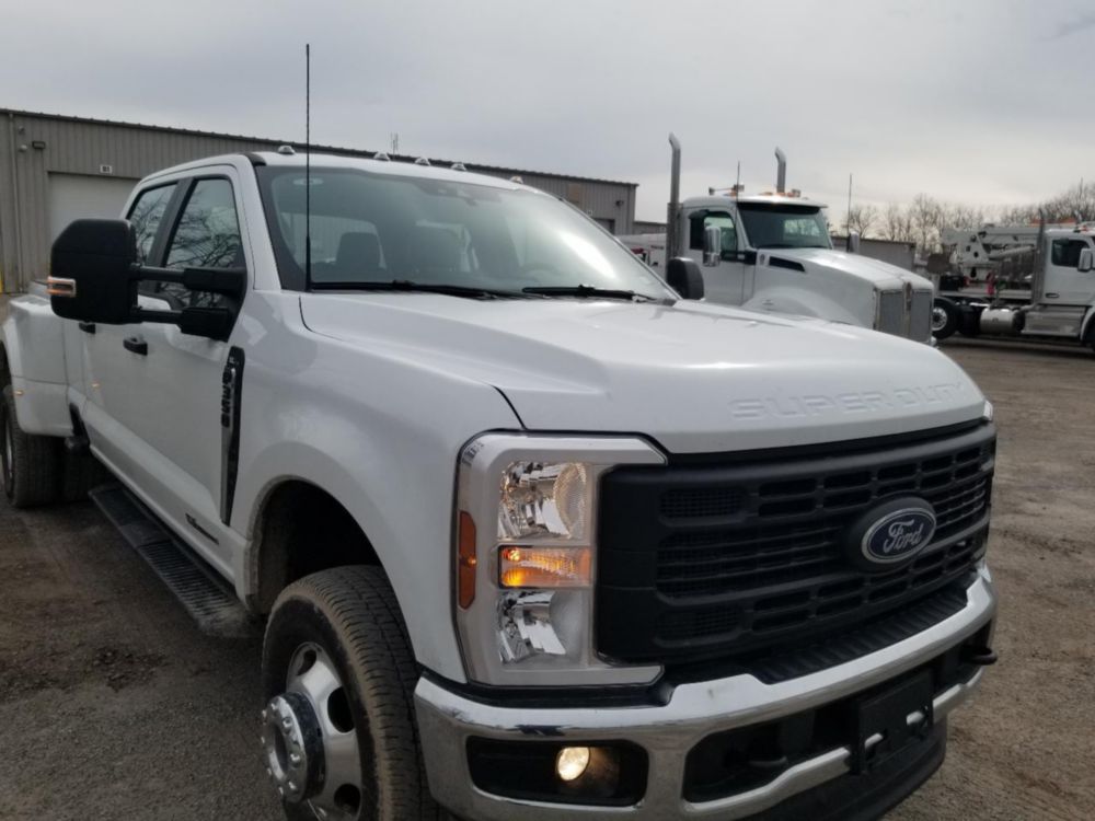 2024 Ford F-350 Powerstroke Dually Crew Cab Pickup Truck