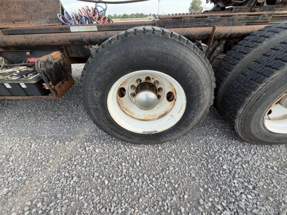 1994 Kenworth T-800 Winch Truck