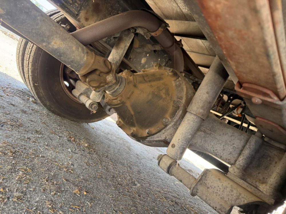 2008 Single Mitsubishi Fuso Box Truck W/Liftgate