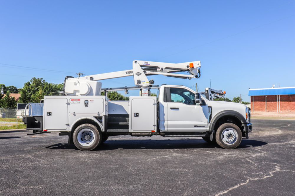 2024 Ford F-550 4x4 Versalift SST-36-NE Bucket Truck