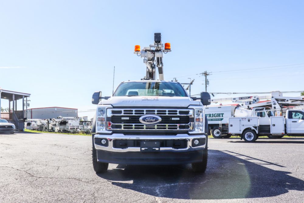 2024 Ford F-550 4x4 Versalift SST-36-NE Bucket Truck