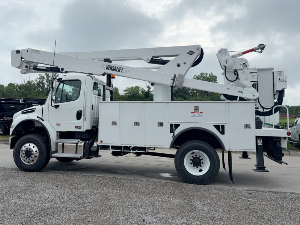 2027 Freightliner M2106 4x4 Versalift VST-6000-I05 E-Line Aerial Truck