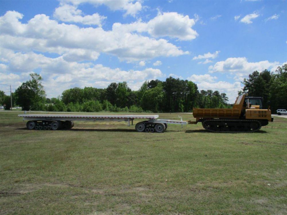 43,500 lbs 75' Extendable Trailer