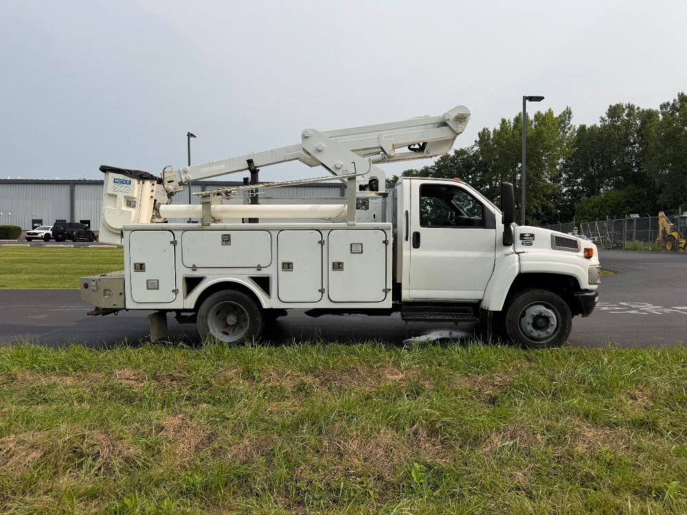 2008 GMC 4500 Dur-A-Lift DTAS-35 Bucket Truck