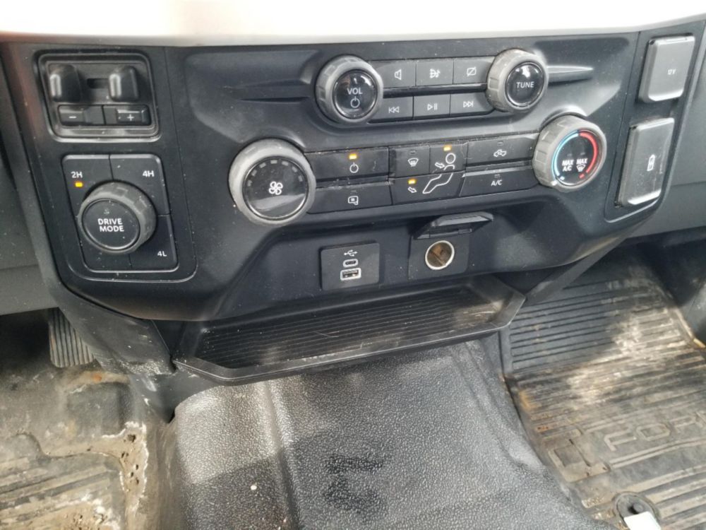 2024 Ford F-350 Powerstroke Dually Crew Cab Pickup Truck