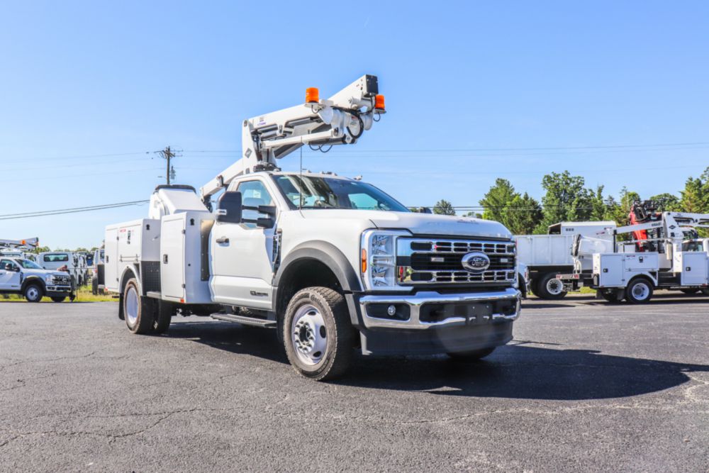 2024 Ford F-550 4x4 Versalift SST-36-NE Bucket Truck