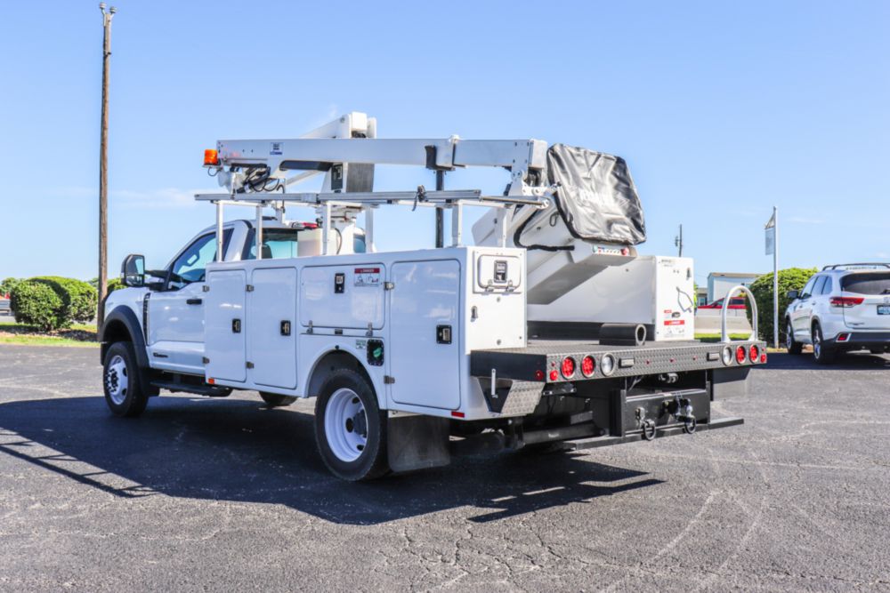 2024 Ford F-550 4x4 Versalift SST-36-NE Bucket Truck