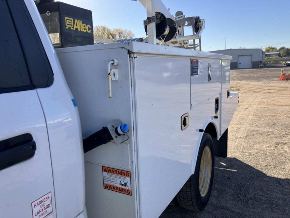 2019 Ford F-550 4x4 Altec AT-235P Bucket Truck