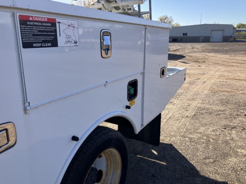 2019 Ford F-550 4x4 Altec AT-235P Bucket Truck