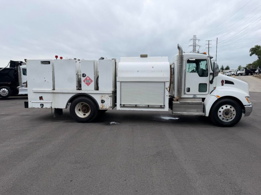 2020 Kenworth T370 4x2 Lube Truck
