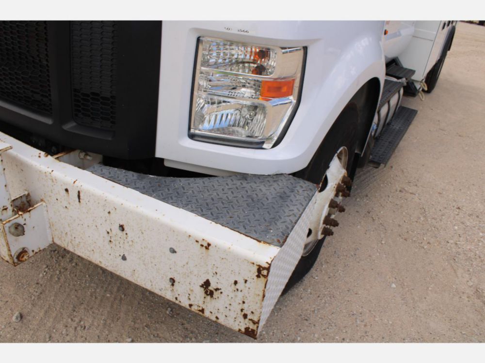 2019 Ford F-750 Crew Cab 4x2 Terex TC-65 Bucket Truck