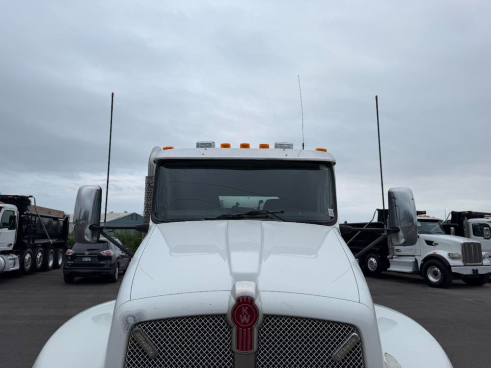 2020 Kenworth T370 4x2 Lube Truck