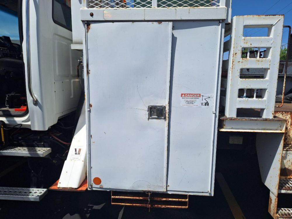 2008 Sterling Acterra Tandem Axle Simon-Telelect 55' Bucket Truck