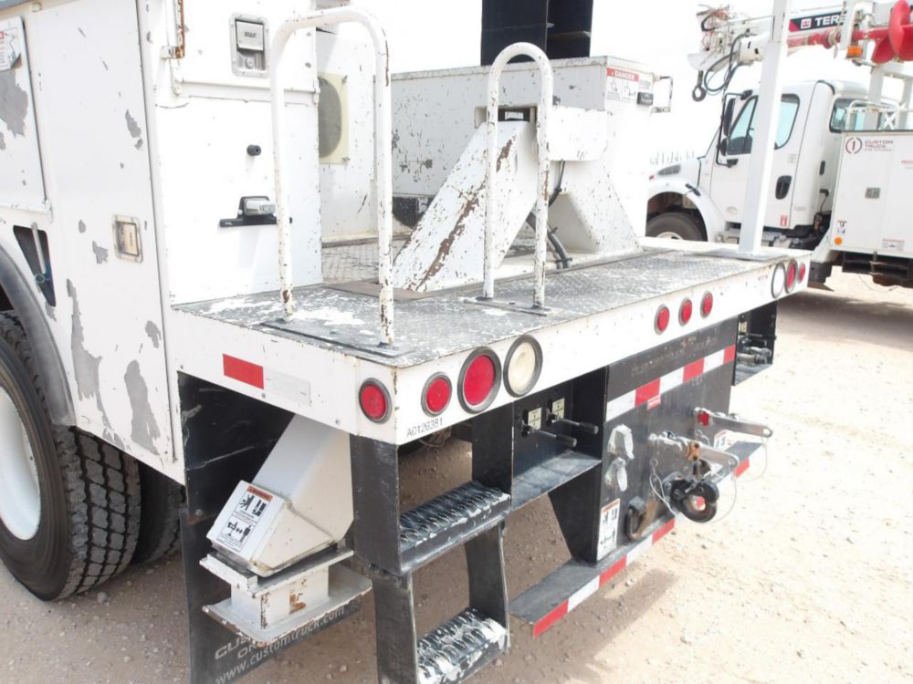 2020 Freightliner M2 Diesel 4x4 Versalift VO-455-MHI Bucket Truck