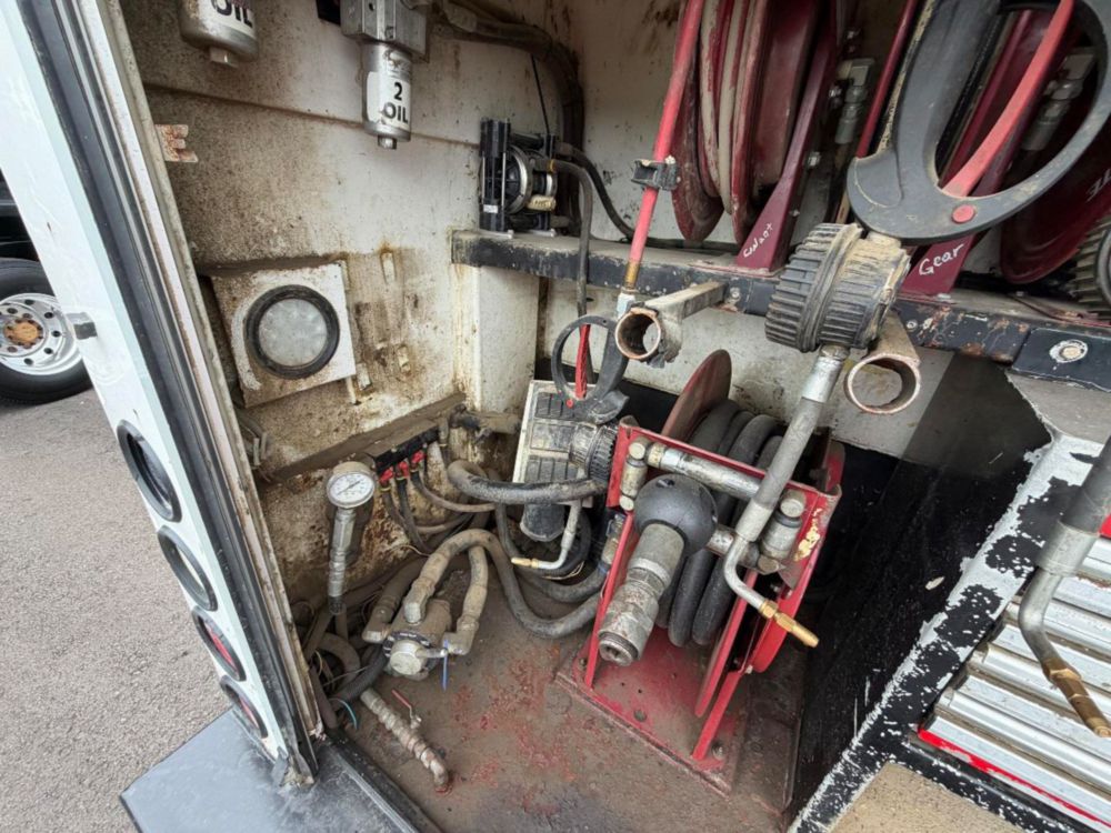2020 Kenworth T370 4x2 Lube Truck