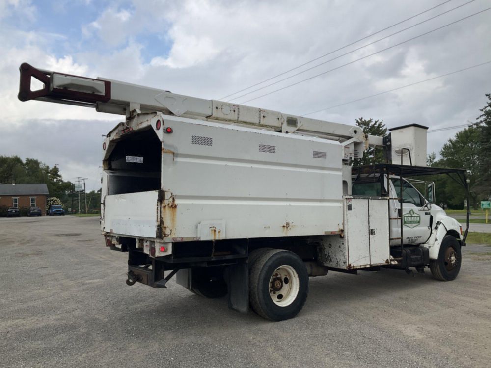 2002 Ford F-750 Terex Hi Ranger XT5 55' Forestry Bucket Truck