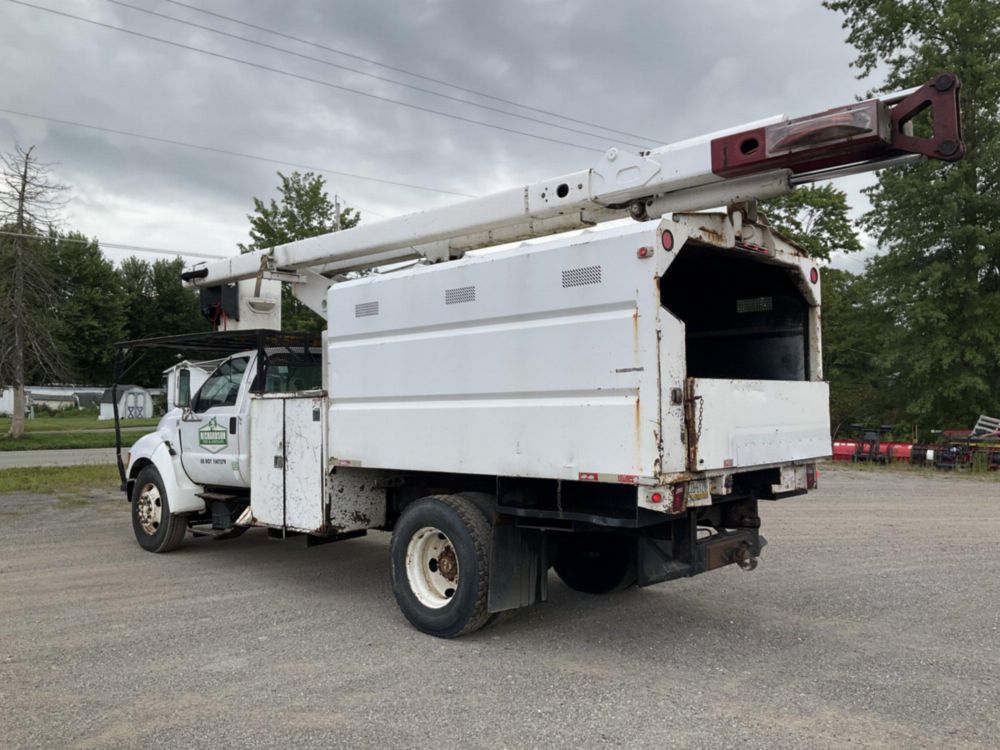 2002 Ford F-750 Terex Hi Ranger XT5 55' Forestry Bucket Truck