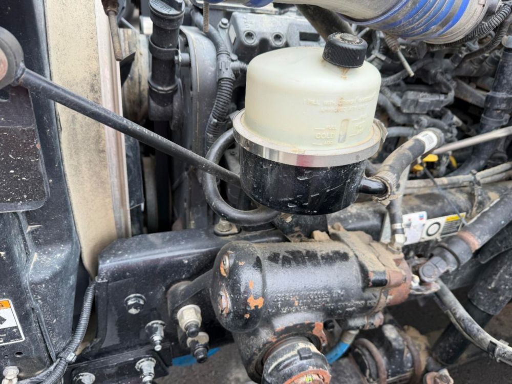 2020 Kenworth T370 4x2 Lube Truck