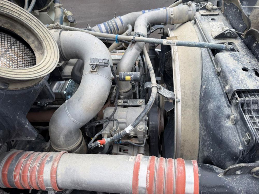 2020 Kenworth T370 4x2 Lube Truck