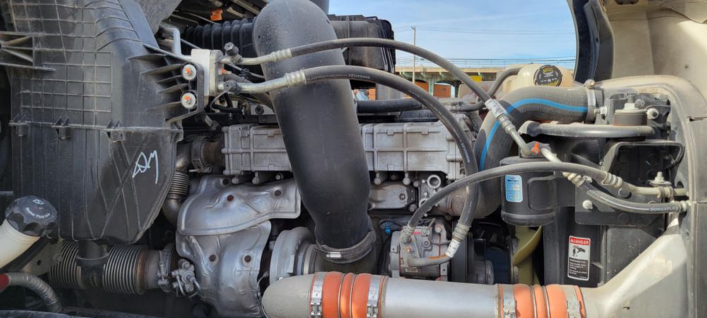 2019 Freightliner Cascadia Tandem Day Cab Tractor