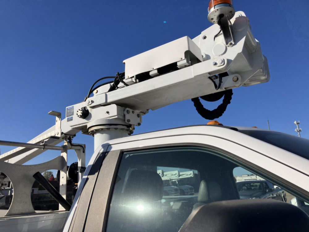 2019 Ford F-550 4x4 Altec AT-235P Bucket Truck