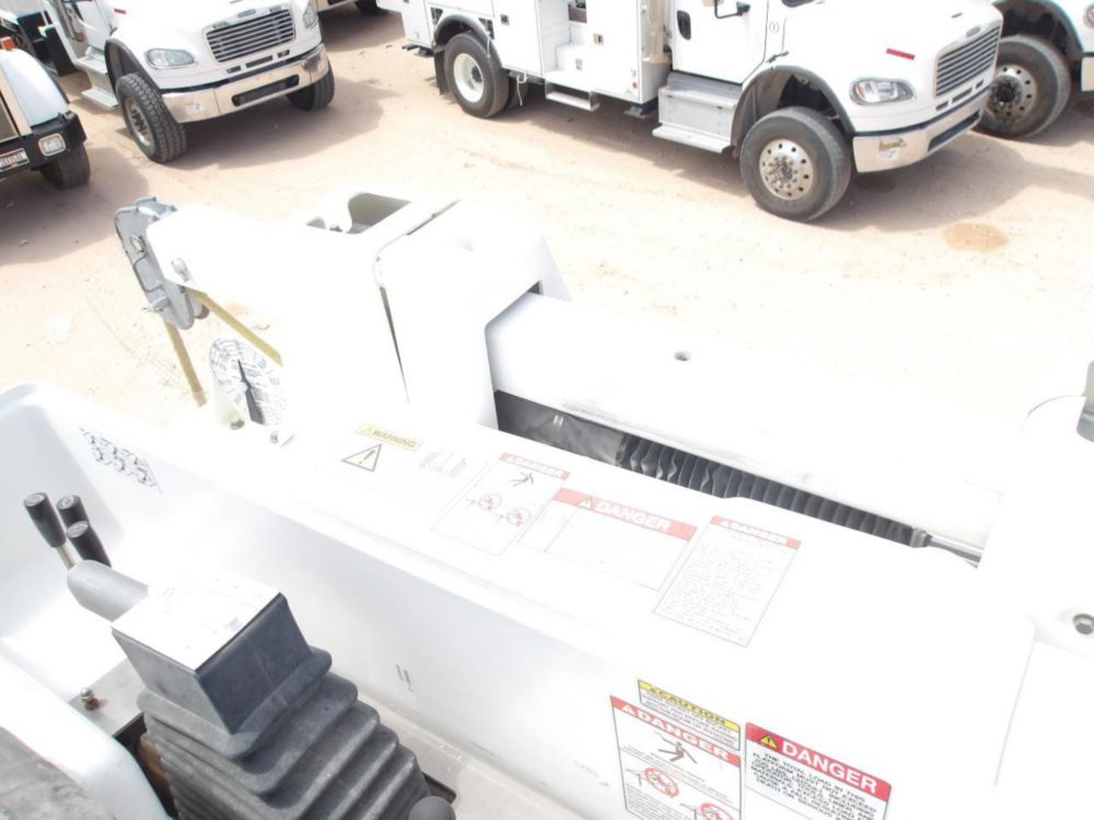 2020 Freightliner M2 Diesel 4x4 Versalift VO-455-MHI Bucket Truck