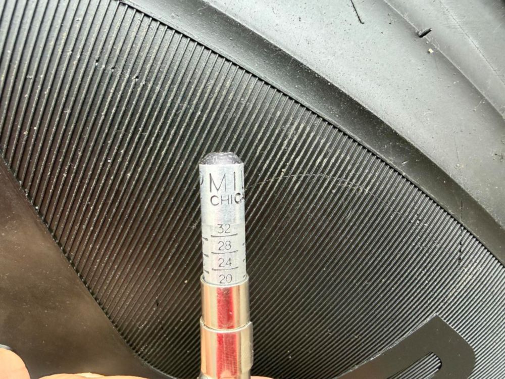 2020 Kenworth T370 4x2 Lube Truck