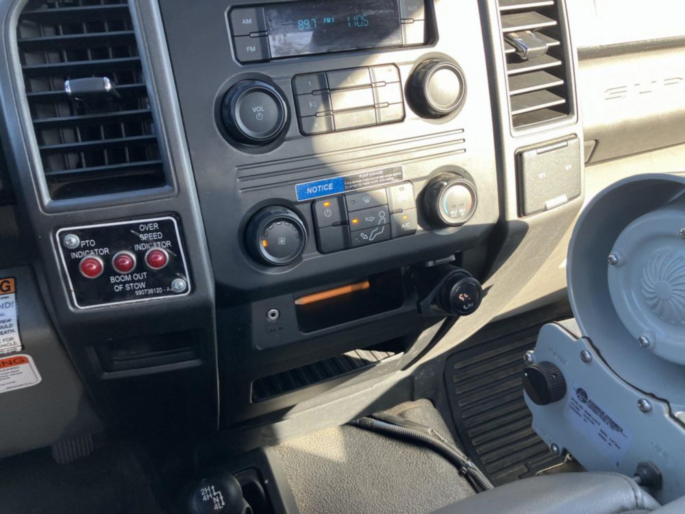 2019 Ford F-550 4x4 Altec AT-235P Bucket Truck