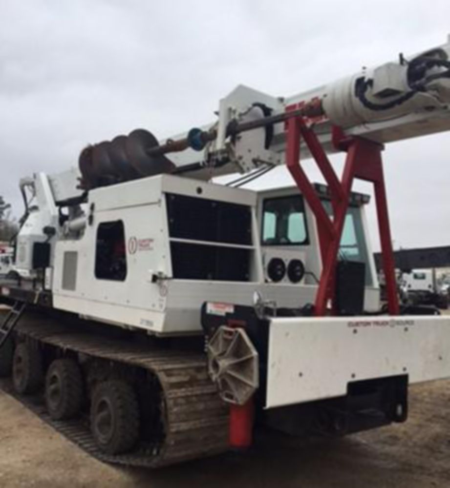 115 ft Track Digger Derrick