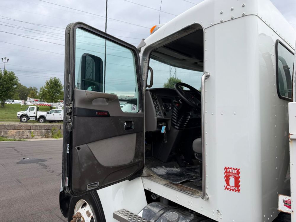2020 Kenworth T370 4x2 Lube Truck