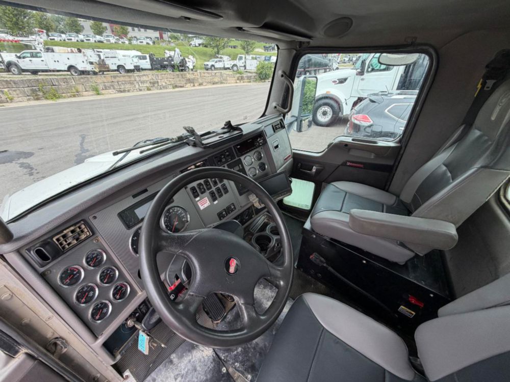 2020 Kenworth T370 4x2 Lube Truck