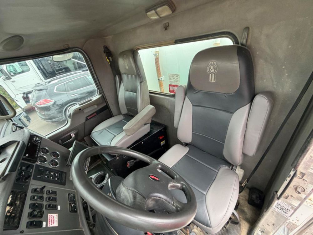 2020 Kenworth T370 4x2 Lube Truck