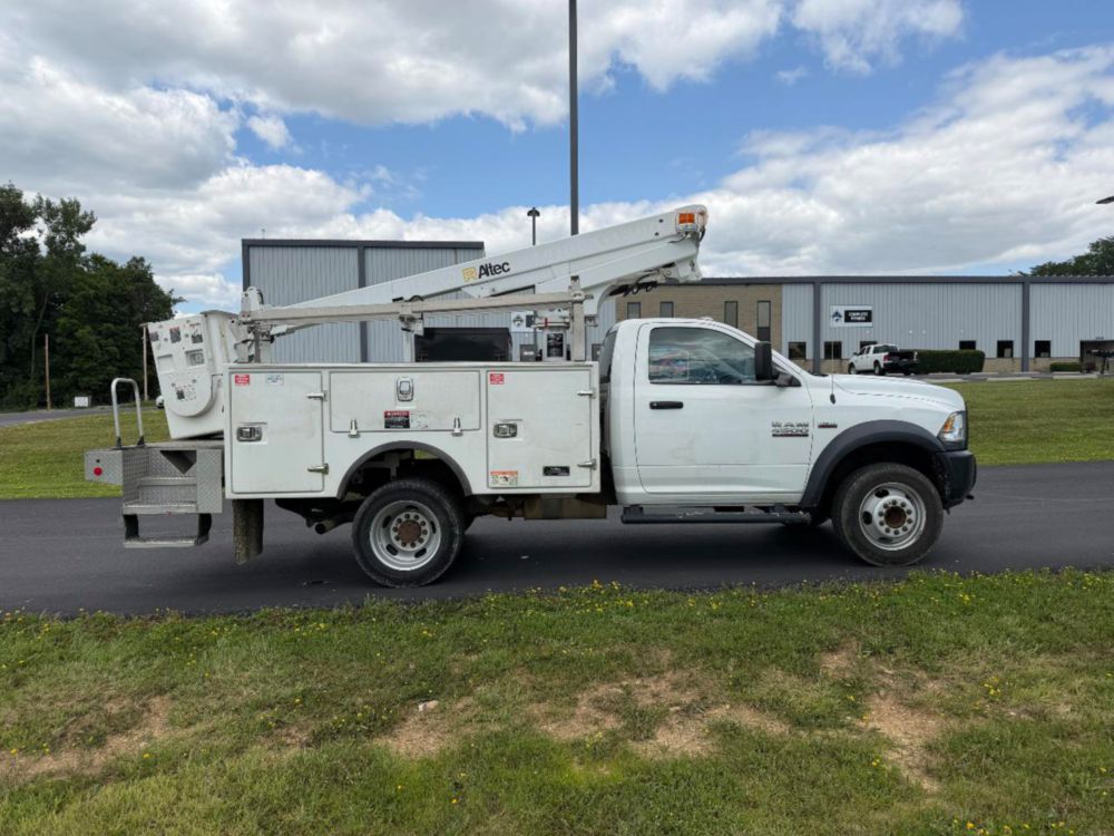 2018 Dodge Ram 4500 Altec AT-200A Altec Bucket Truck
