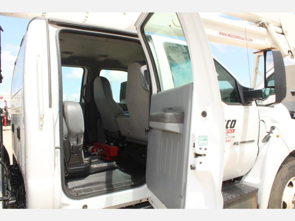 2019 Ford F-750 Crew Cab 4x2 Terex TC-65 Bucket Truck