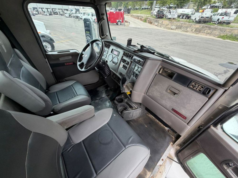 2020 Kenworth T370 4x2 Lube Truck